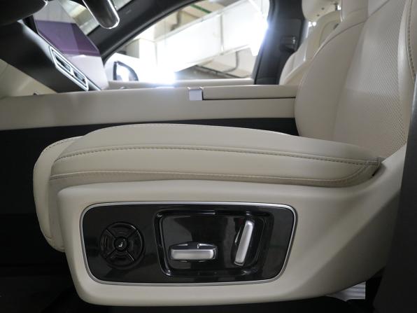 Li Auto (Lixiang) L7 I с пробегом 2023 года, цена 5 990 000 рублей, 31904 км, внедорожник, Автокод Объявления