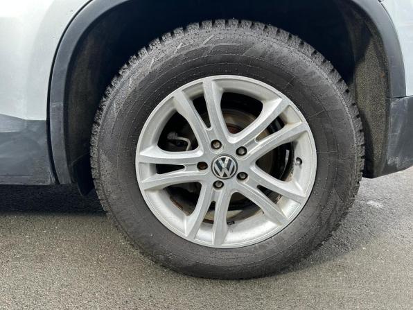 Volkswagen Tiguan I Рестайлинг с пробегом 2011 года, цена 899 000 рублей, 241639 км, внедорожник, Автокод Объявления