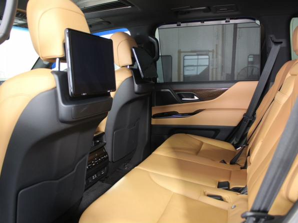 Lexus LX IV с пробегом 2023 года, цена 16 500 000 рублей, 15000 км, внедорожник, Автокод Объявления