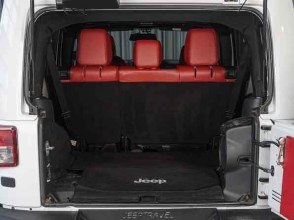 Jeep Wrangler III (JK) с пробегом 2014 года, цена 3 990 000 рублей, 63792 км, внедорожник, Автокод Объявления