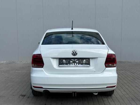 Volkswagen Polo V Рестайлинг с пробегом 2016 года, цена 801 000 рублей, 175000 км, седан, Автокод Объявления