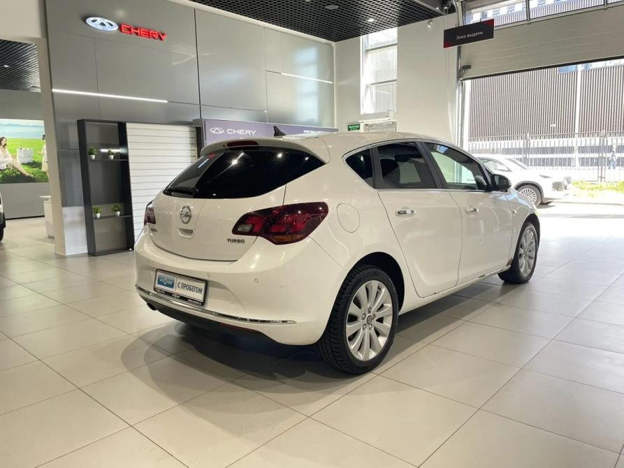 Opel Astra J Рестайлинг Москва  - изображение 4