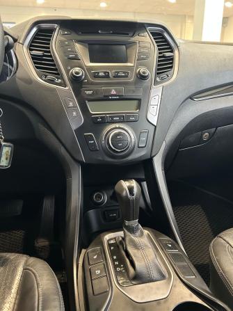 Hyundai Santa Fe III с пробегом 2013 года, цена 1 629 000 рублей, 235000 км, внедорожник, Автокод Объявления