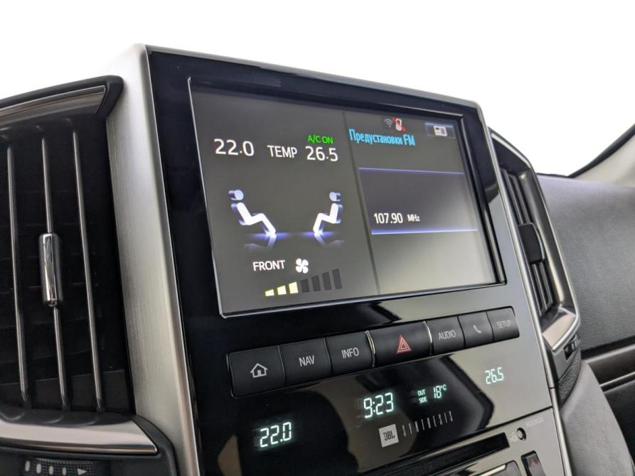 Toyota Land Cruiser 200 Series Рестайлинг 2 Москва  - изображение 28