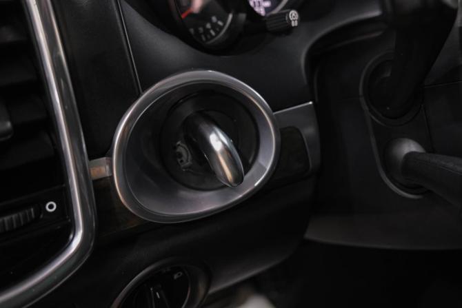 Porsche Cayenne II (958) с пробегом 2011 года, цена 2 629 000 рублей, 230000 км, внедорожник, Автокод Объявления