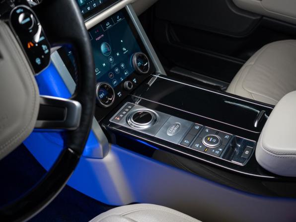 Land Rover Range Rover IV Рестайлинг с пробегом 2021 года, цена 8 870 000 рублей, 75773 км, внедорожник, Автокод Объявления