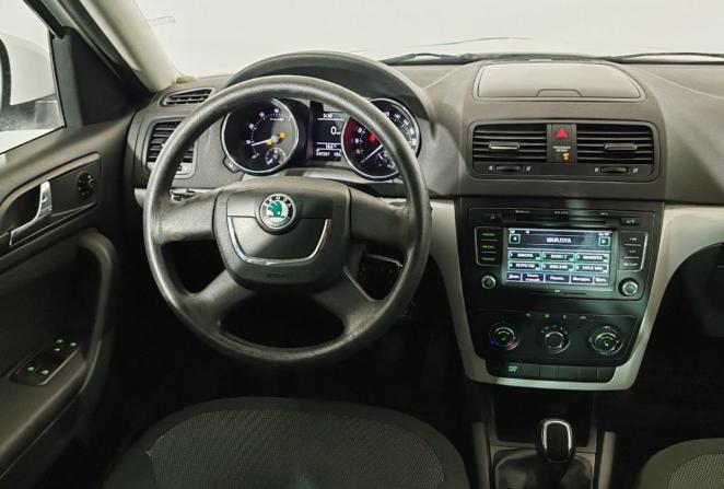 Skoda Yeti I с пробегом 2012 года, цена 700 000 рублей, 247110 км, внедорожник, Автокод Объявления