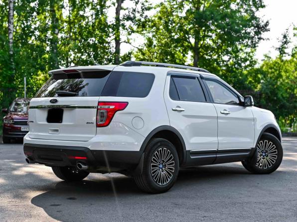Ford Explorer V с пробегом 2014 года, цена 1 930 000 рублей, 198673 км, внедорожник, Автокод Объявления