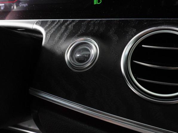 Mercedes-Benz E-Класс V (W213 S213 C238) с пробегом 2020 года, цена 3 860 000 рублей, 53481 км, седан, Автокод Объявления
