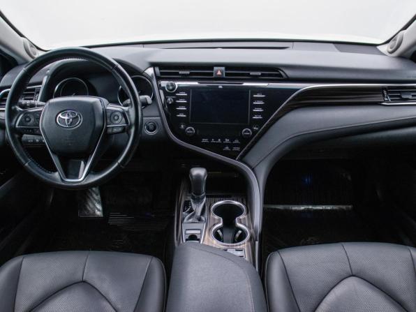 Toyota Camry VIII (XV70) с пробегом 2018 года, цена 2 820 000 рублей, 87000 км, седан, Автокод Объявления