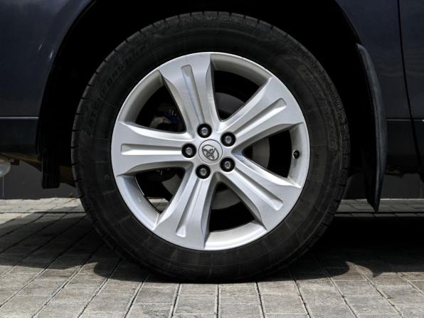 Toyota Highlander II (XU40) Рестайлинг с пробегом 2012 года, цена 2 050 000 рублей, 239123 км, внедорожник, Автокод Объявления