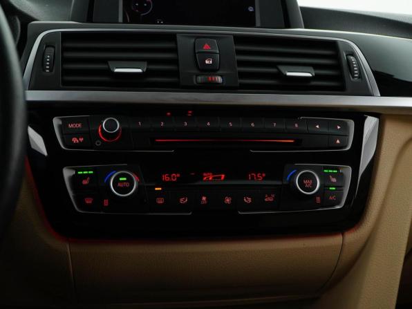 BMW 3 серии VI (F3x) Рестайлинг с пробегом 2015 года, цена 1 699 444 рубля, 126907 км, седан, Автокод Объявления