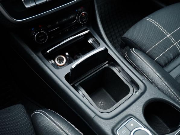 Mercedes-Benz A-Класс III (W176) Рестайлинг с пробегом 2017 года, цена 1 799 000 рублей, 111478 км, хэтчбек, Автокод Объявления