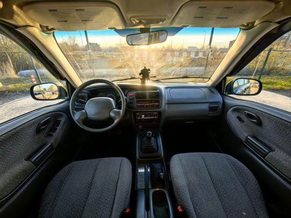 Suzuki Grand Vitara I Рестайлинг с пробегом 2001 года, цена 329 000 рублей, 296000 км, внедорожник, Автокод Объявления
