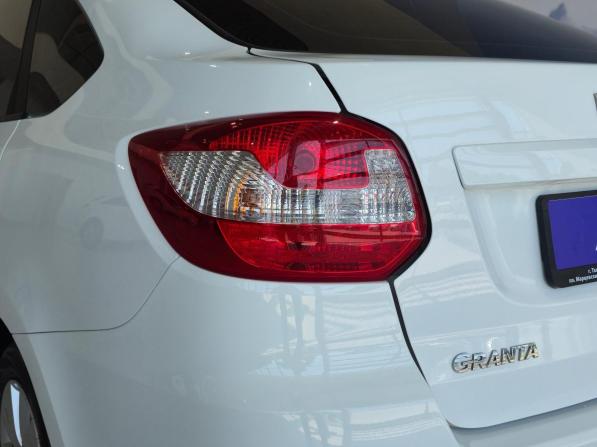Lada (ВАЗ) Granta I Рестайлинг с пробегом 2023 года, цена 949 000 рублей, 32275 км, лифтбек, Автокод Объявления