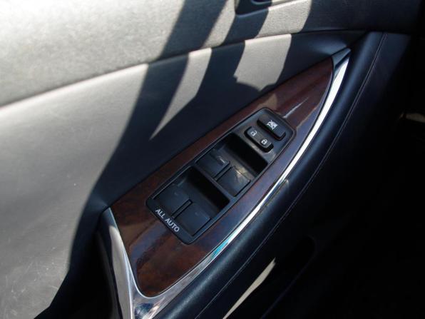 Lexus ES V Рестайлинг с пробегом 2011 года, цена 999 999 рублей, 268765 км, седан, Автокод Объявления