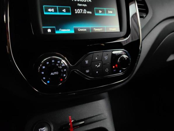 Renault Kaptur I с пробегом 2019 года, цена 1 375 000 рублей, 54616 км, внедорожник, Автокод Объявления