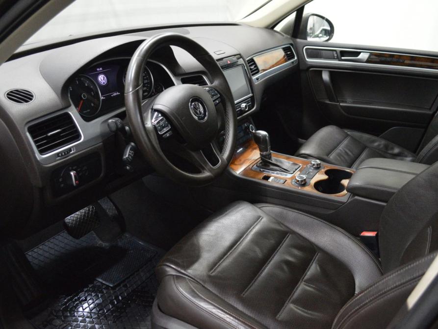 Volkswagen Touareg II Санкт-Петербург  - изображение 9