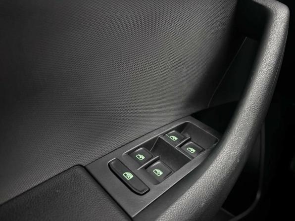 Skoda Rapid I с пробегом 2016 года, цена 1 075 000 рублей, 134055 км, лифтбек, Автокод Объявления