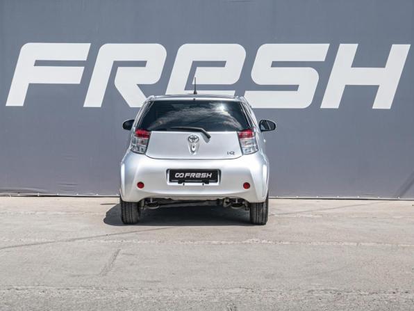 Toyota iQ с пробегом 2008 года, цена 649 000 рублей, 102697 км, хэтчбек, Автокод Объявления