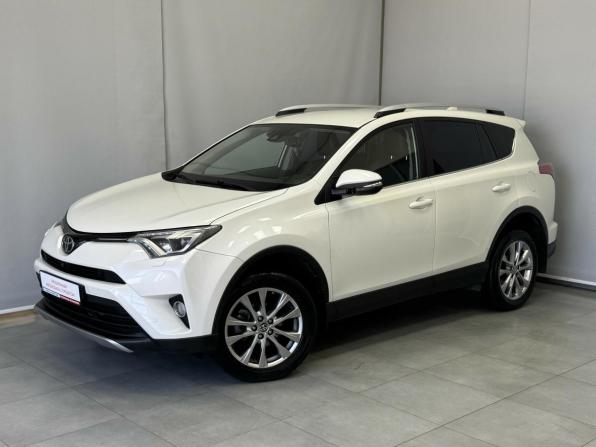 Toyota RAV4 IV (XA40) Рестайлинг с пробегом 2017 года, цена 2 330 000 рублей, 181431 км, внедорожник, Автокод Объявления