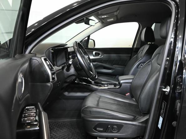 Kia Sorento IV с пробегом 2022 года, цена 3 750 000 рублей, 101376 км, внедорожник, Автокод Объявления