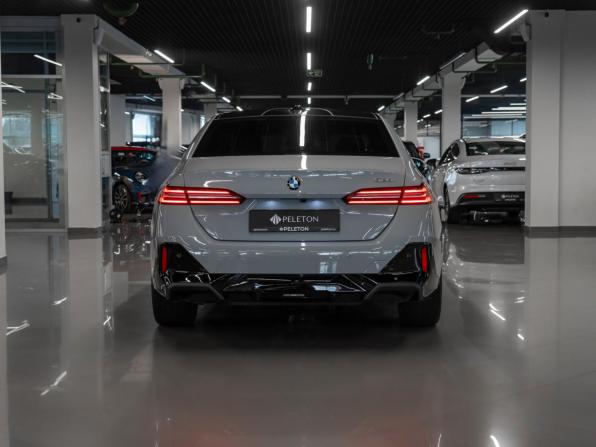 BMW 5 серии VIII (G60/G61/G68) с пробегом 2025 года, цена 6 800 000 рублей, 17134 км, седан, Автокод Объявления
