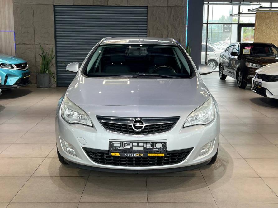 Opel Astra J Оренбург  - изображение 2