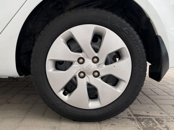 Kia Rio III с пробегом 2012 года, цена 895 000 рублей, 97133 км, седан, Автокод Объявления