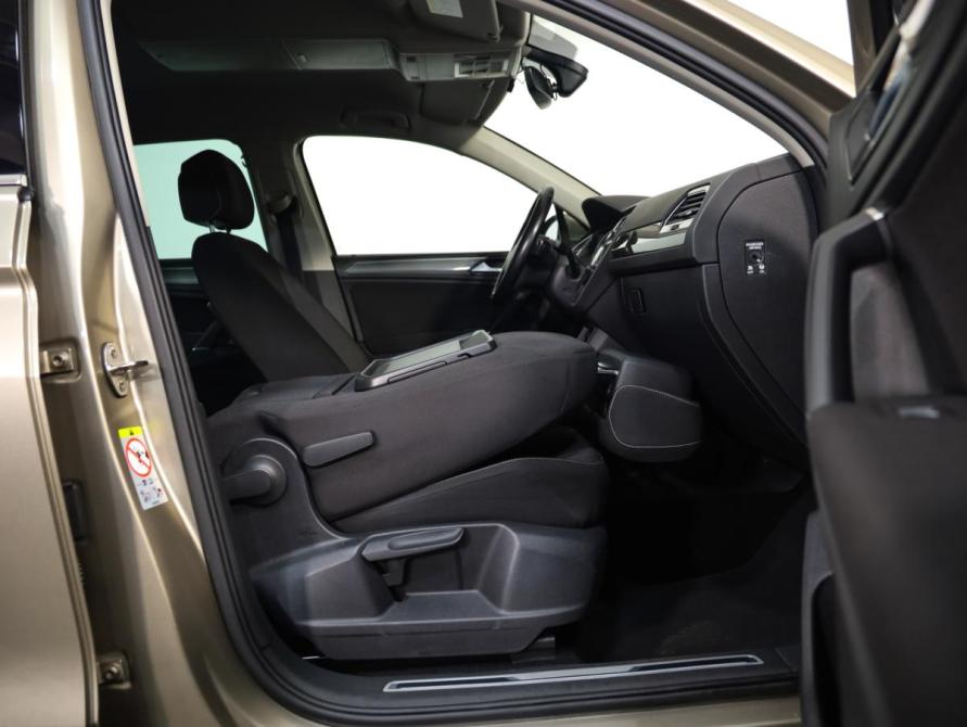 Volkswagen Tiguan II Санкт-Петербург  - изображение 23