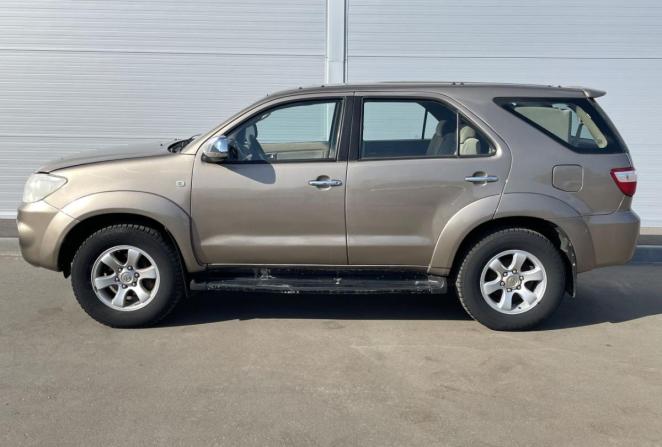 Toyota Fortuner I Рестайлинг с пробегом 2009 года, цена 1 510 000 рублей, 193505 км, внедорожник, Автокод Объявления