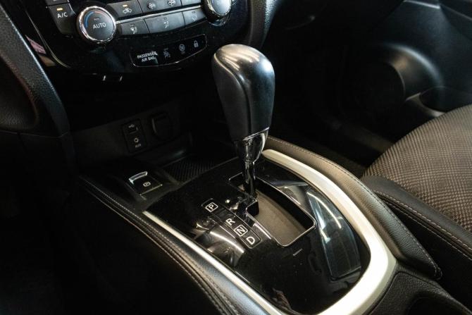 Nissan Qashqai II с пробегом 2014 года, цена 1 519 000 рублей, 138212 км, внедорожник, Автокод Объявления
