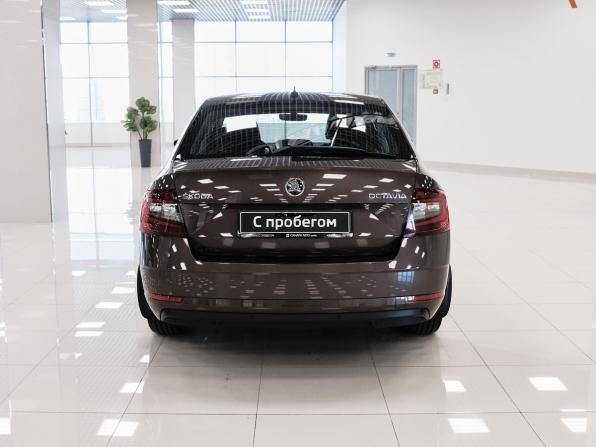 Skoda Octavia III (A7) Рестайлинг с пробегом 2019 года, цена 2 135 000 рублей, 119951 км, лифтбек, Автокод Объявления