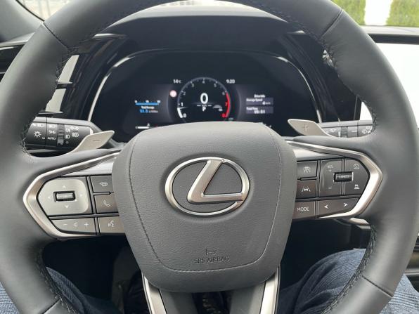 Lexus RX V с пробегом 2026 года, цена 8 796 000 рублей, 26 км, внедорожник, Автокод Объявления
