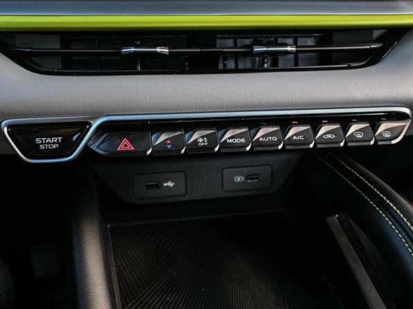Geely Coolray I Рестайлинг с пробегом 2023 года, цена 2 199 000 рублей, 18634 км, внедорожник, Автокод Объявления