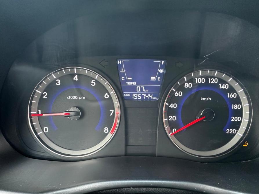 Hyundai Solaris I Самара  - изображение 12
