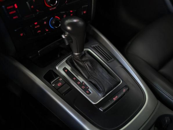 Audi Q5 I (8R) с пробегом 2012 года, цена 1 349 000 рублей, 182000 км, внедорожник, Автокод Объявления