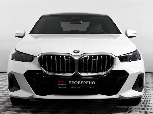 BMW 5 серии VIII (G60/G61/G68) с пробегом 2024 года, цена 8 325 000 рублей, 16778 км, седан, Автокод Объявления