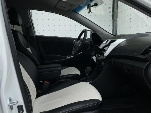 Hyundai Solaris I Рестайлинг с пробегом 2014 года, цена 820 000 рублей, 180244 км, седан, Автокод Объявления