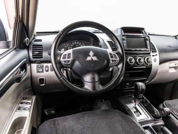 Mitsubishi Pajero Sport II Рестайлинг с пробегом 2015 года, цена 1 658 000 рублей, 387188 км, внедорожник, Автокод Объявления