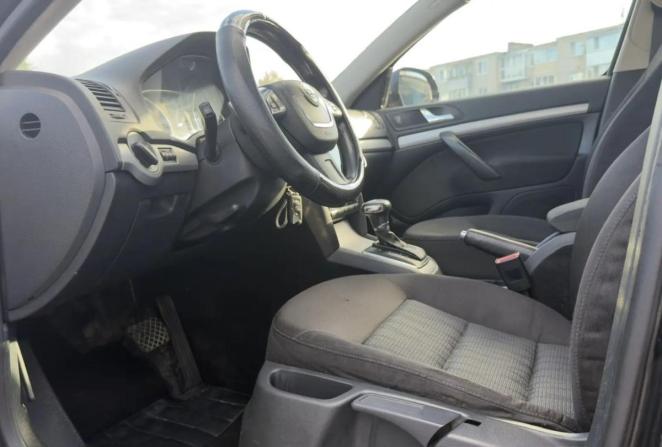 Skoda Octavia II (A5) Рестайлинг с пробегом 2011 года, цена 710 000 рублей, 205299 км, лифтбек, Автокод Объявления