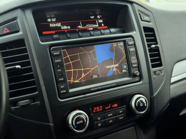 Mitsubishi Pajero IV Рестайлинг 1 с пробегом 2011 года, цена 2 100 000 рублей, 133024 км, внедорожник, Автокод Объявления