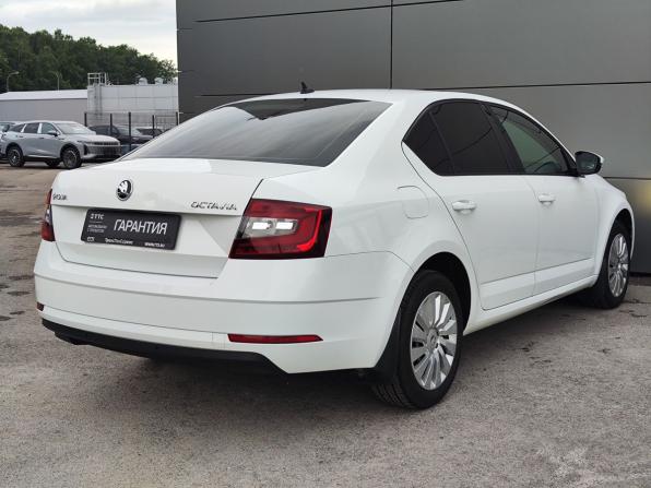 Skoda Octavia III (A7) Рестайлинг с пробегом 2017 года, цена 1 850 000 рублей, 117000 км, лифтбек, Автокод Объявления