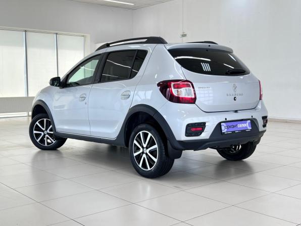 Renault Sandero II Рестайлинг с пробегом 2019 года, цена 1 230 000 рублей, 92000 км, хэтчбек, Автокод Объявления