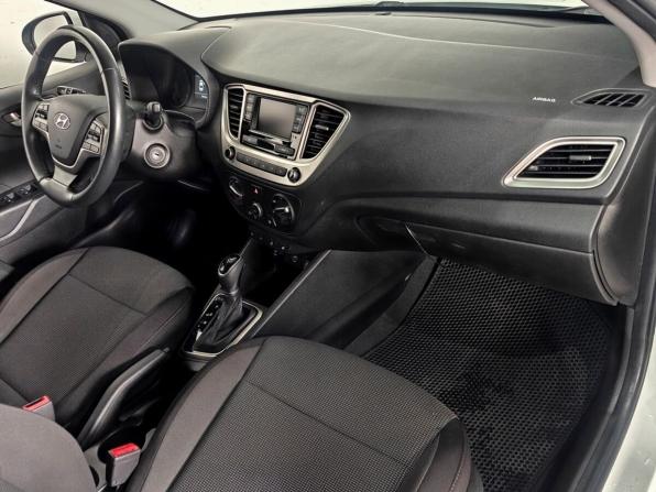 Hyundai Solaris II с пробегом 2019 года, цена 1 499 000 рублей, 55760 км, седан, Автокод Объявления