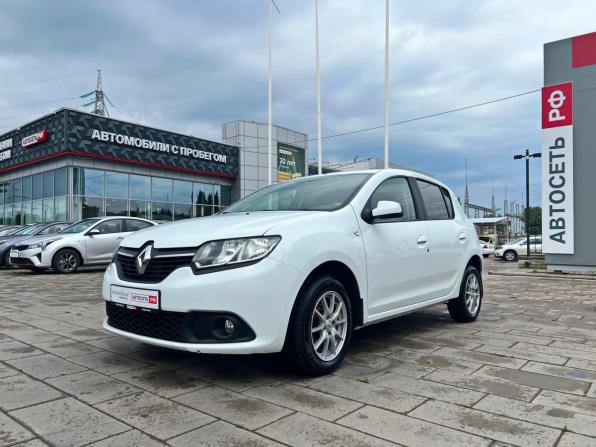 Renault Sandero II с пробегом 2017 года, цена 600 000 рублей, 187455 км, хэтчбек, Автокод Объявления