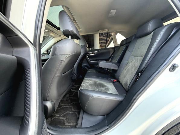 Toyota RAV4 V (XA50) с пробегом 2022 года, цена 3 900 000 рублей, 45795 км, внедорожник, Автокод Объявления
