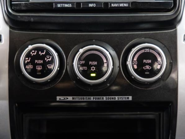 Mitsubishi Pajero Sport II Рестайлинг с пробегом 2015 года, цена 1 658 000 рублей, 387188 км, внедорожник, Автокод Объявления