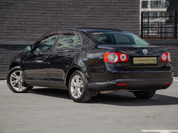 Volkswagen Jetta V с пробегом 2010 года, цена 670 000 рублей, 136000 км, седан, Автокод Объявления