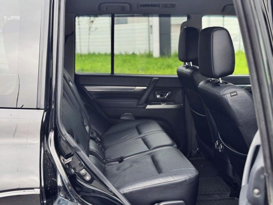 Mitsubishi Pajero IV Рестайлинг 1 Санкт-Петербург  - изображение 28